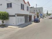 REMATE DE CASA EN MISIÓN FUNDADORES, SANTIAGO DE...