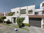 Remate de preciosa casa, tu mejor inversión Quito 802,...