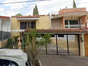 REMATO CASA EN BOSQUES DE LA VICTORIA A 20 MIN DE PLAZA...