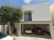 REMATO CASA EN BOSQUES DE LAS CUMBRES MONTERREY