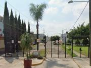 Remato casa en parques santa cruz del valle. Sin posesión