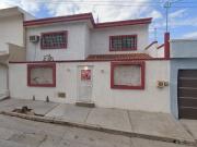 REMATO HERMOSA CASA CON 200M2 TERRENO MUY CERCA DEL...