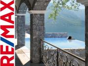 REMAX Apartment in der Bucht von Kotor, Neubau