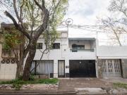 REMAX VENDE CASA EN BARRIO CANDIOTI