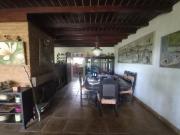 RE/MAX VENDE chácara de 4.270 m2 por R$1.000.000,00 com...