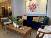 Remodelada, vestida y equipada, en venta, a una cuadra...