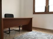 Rende Metropolis stanza ufficio arredata