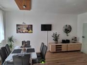 Rendite oder Eigennutzen: Saniertes Wohnhaus mit 4...