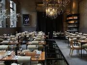 Renens prächtiges Café mit Terrasse