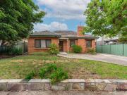 Renovate or Re build on land 697 sq.m