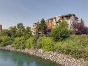 Renovated 1 bed+den condo with A/C in Mission