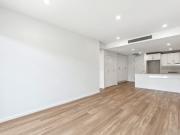 Renovated 2 Bedroom Apartment in Vibrant Bowden