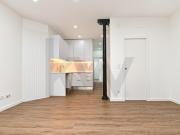 Renovated 2 bedroom apartment on Rua da Rosa, Bairro Alto