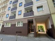 Renovated 2 Room Apartment in Berlin Gesundbrunnen,...