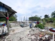 Renovated 2 Storey Endlot With 10ft Land! Freehold! Kota...