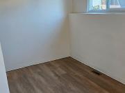 Renovated 3 Bedroom Bi Level 4 Plex$1400