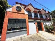 Renovated 3 Storey Duplex House for Rent in Ayala...