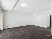 Renovated and fully air conditioned ground floor apartment Renovated and fully air conditioned ground floor apartment