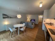 Renovated and fully furnished 2 room apartment in...