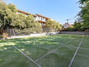 Renovated and Sunlit Apartment, Leafy Views and Communal...