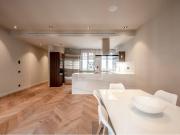 Renovated apartment on Via Laietana, with one bedroom...