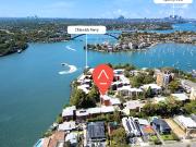 Renovated Apartment with Sunny Northerly Aspect, Water...