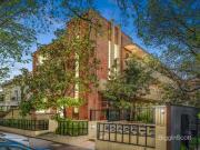 RENOVATED ART DECO IN GARDEN SETTING RENOVATED ART DECO IN GARDEN SETTING