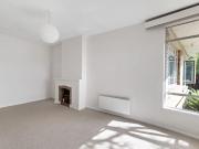 Art Deco With Large Rooms