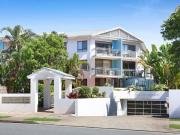 Renovated Beachside Investment in Blue Chip Surfers...