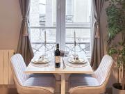 Renovated Champs Élysées Retreat