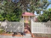 Renovated Cottage in View Street Precinct