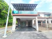 Renovated End Lot Double storey terrace taman seri...