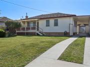 RENOVATED FAMILY HOME RENOVATED FAMILY HOME