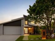 RENOVATED FAMILY HOME | OPTIONAL 5TH BEDROOM | BIG SIDE...