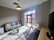 RENOVATED FURNISHED UNIT IN THE VALLEY
