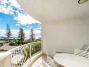 RENOVATED & FURNISHED | VERSATILE LAYOUT WITH OCEAN VIEWS