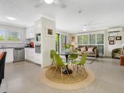 Renovated Gem With Spacious Balcony In Prime Toowong