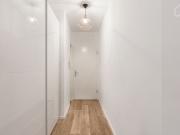 Renovated modern studio in Frankfurt am Main with... Renovated modern studio in Frankfurt am Main with...