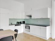 Renovated Neubau BR w/ Fireplace at Mariahilfer Straße,...