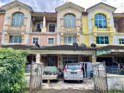 RENOVATED NON BUMI SEMID DOUBLE STOREY TAMAN BKT DAHLIA...
