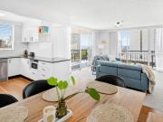 Renovated North East Corner Position in Centrepoint