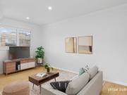 RENOVATED NORTH FACING APARTMENT