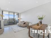Renovated, North facing property with a Room size study