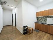 Renovated Soho Suria Jaya Serviced Apartment Seksyen 16...