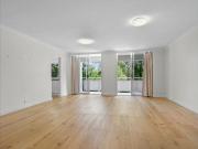 Renovated & Spacious 2 Bedroom Apartment