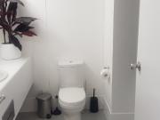 Renovated studio apartment on the Broadwater Southport