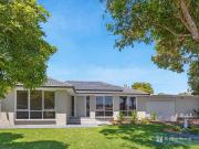 RENOVATED STUNNER IN SOUGHT AFTER LOCATION RENOVATED STUNNER IN SOUGHT AFTER LOCATION