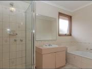 Renovated Stylish Unit offering 3 Bedroom, 1 Bathroom, 2...