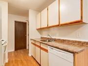 Renovated Suite 2 Bedroom Lloydminster Pet Friendly Apartm.
