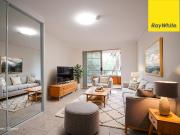 RENOVATED THREE BEDROOM UNIT ON THE GROUND FLOOR